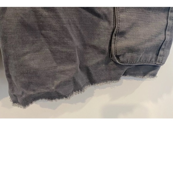 Ocean Pacific OP Gray Cargo 10” Shorts Frayed Hem‎ Mens Size 40 (1242) - Picture 4 of 5